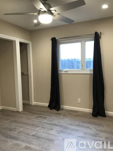 1517 Marie Ave, Unit Room A Rental photo 4